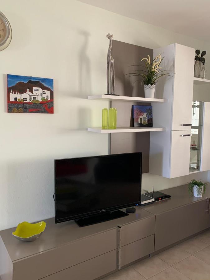 Lovely Villa Nico Playa Blanca, Hot Tub, Communal Pool Екстер'єр фото